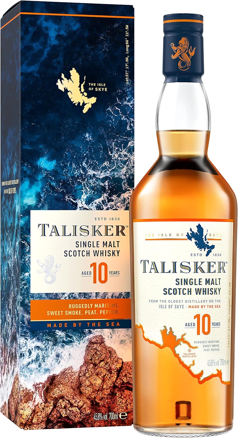 Eine Flasche Talisker 10 Jahre Single Malt Scotch Whisky neben Verpackung